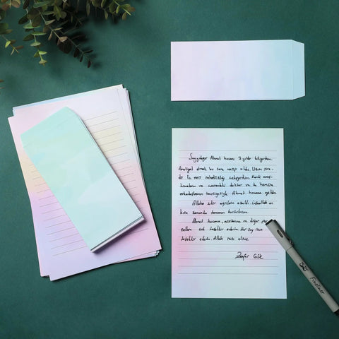 Chic Letter Paper Set With Envelopes 8.18 By 5.5 Inch Size 30 Letter Sheets And 18 Envelopes Six Floral Pastel Designs displayed