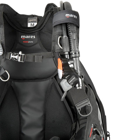 Guardian ErgoTrim Scuba BCD With SLS Weight System, detailed view of shoulder inflator and straps, large size