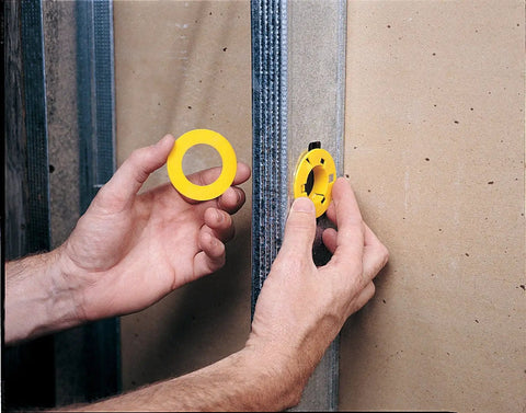 Pro Grade Bushing Set 712A100 Bag Of 100 For Hole Making One And Eleven Thirty Second Inch Size, Durable Electrical Tool Accessory Built For Real World Job Site Toughness, CSA UL Certified, Great For Electricians And DIY Pros