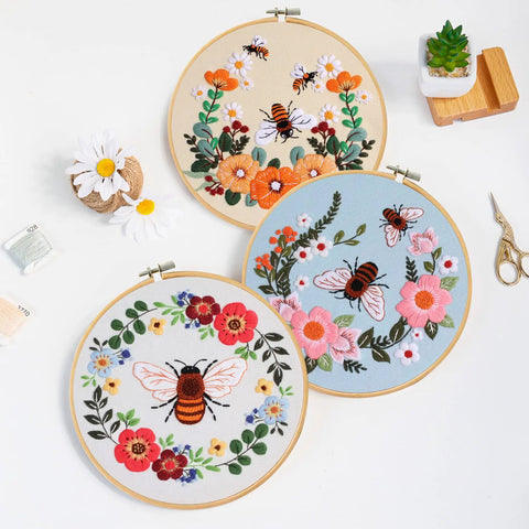 All In One Bee Embroidery Kit For Beginners With Hoop And Thread, showcasing 3 Pack Cross Stitch Hand Embroidery Sets with Bee Pattern Cloths