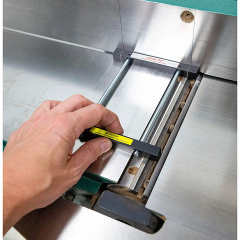 Using Jointer Pal Jig Standard Knife Setting System for 4-8 inch jointer with HSS knives, steel body and easy knife alignment.