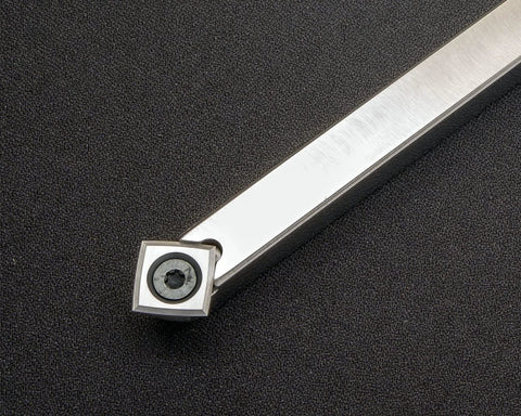 Woodturning carbide tool head with 90° square insert on stainless steel shaft