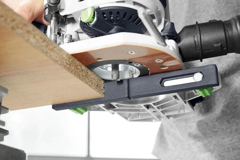 Edge Guide Parallel Side For OF 1010 And MFK 700 Routers With Fine Adjustment, No Fuss Tool Free Guide Jaws in use with router