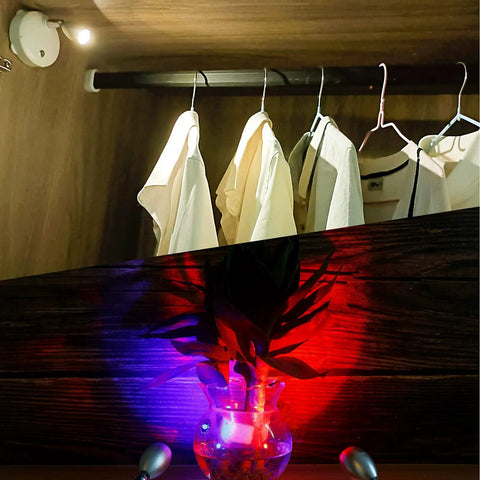RGB Spotlight Battery Operated Accent Lights With Remote Dimmable Picture Light Rotatable Head For Painting Artwork Closet