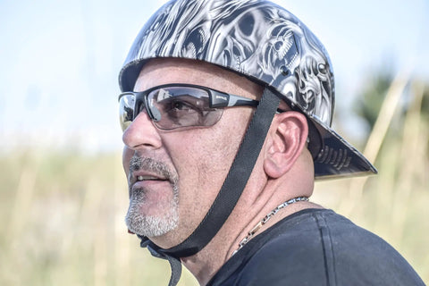 Top-Notch Hercules-7 Photochromic Safety Specs With Auto-Transitioning Clear to Smoke Lens ANSI Certified Shatterproof Shield Blocking UV400 Rays Non-Slip Grip Built For Sick Cycling Sessions And No-Fuss Job Sites