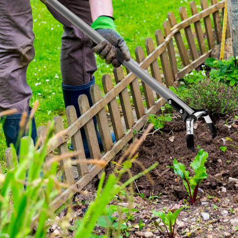 Gardener using Adjustable Length Action Hoe For Weeding Stirrup Hoe Loop Hoe Gardening Tool With Durable Handle in a garden