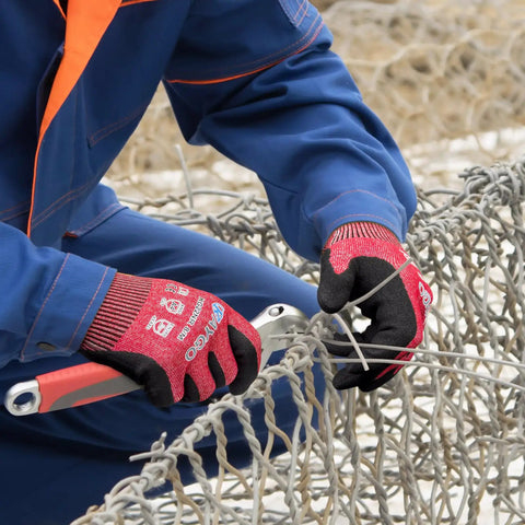 Person wearing Cut Resistant Nitrile Coated Work Gloves With Firm Grip ANSI A4 Palm Dip handling wire fencing