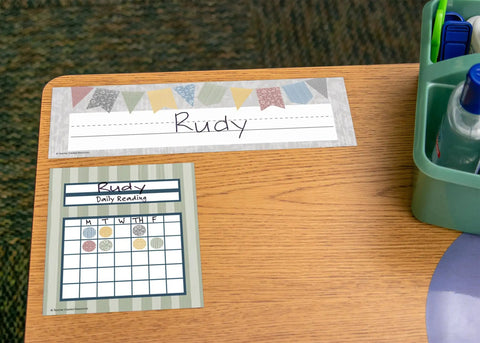 Classroom Cottage Flat Name Plates, 36 Pack, 11.5 x 3.5 Inches, student label on desk with name and reading chart