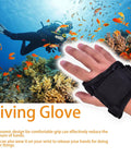 Diving Light Glove With Adjustable Wrist Strap Flashlight Holder Waterproof Nylon Mount For Hands Free Scuba Snorkeling Underwater Scene