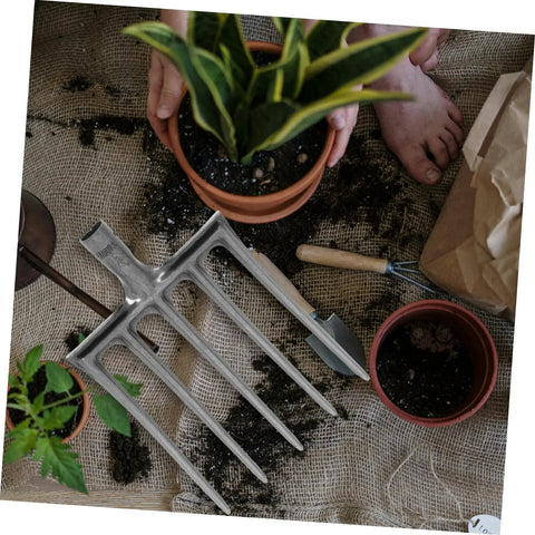 Heavy Duty Steel Garden Fork For Soil Loosening And Deep Soil Turning, Manure Fork For Root Crops Harvest, Soil Preparation visible