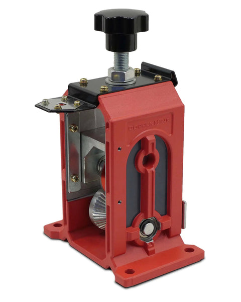 Hand Crank Copper Wire Stripper And Cable Stripping Machine For Wires 18 AWG To 1250 Kcm With Adjustable Clamps on red base