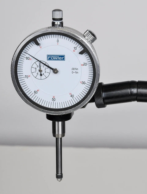 Heavy-Duty Flex Arm Base And Precision Indicator Combo With 85 Lb Hold 1 Inch Travel Two And One Quarter Inch Dial 0.001 Inch Reading 0-100 Revolution Counter, close-up