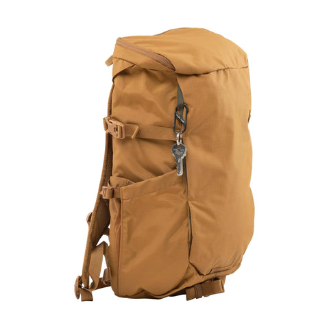 Tan backpack with SBiner Stainless Steel Dual Carabiner Clip Set For Camping And Hiking Gear Multi Purpose Key Holder attached.
