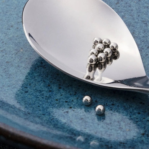 10 Pack 16G Externally Threaded Dope Replacement Balls 3mm For Lip Septum Nose Cartilage Tragus Helix Daith Rook Ear Piercing Jewelry Hypoallergenic Stainless Steel Ends For Body Piercing Barbells on spoon