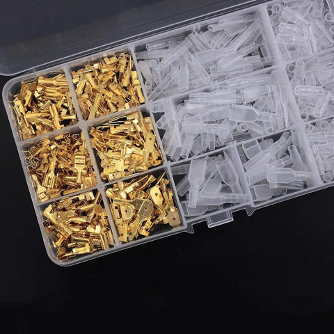 Grab This Ultimate 480-Piece U-Shaped Terminal Kit With Snazzier Cold Inserts And Small Teeth Terminals Perfect For Wiring Up To 1.5mm² Plus Heat Shrinkable Sleeves For Durable Male Female Spade Connectors That Are Totally Rad For Any Hotshot DIYer. 480-piece brass spade terminal kit with clear heat shrink sleeves in organizer box