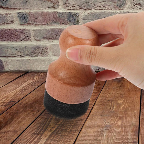 Straight Up Amazing Wooden Cutting Board Oil Brush And Built Tough Wood Wax Applicator Sponge for kitchen use.