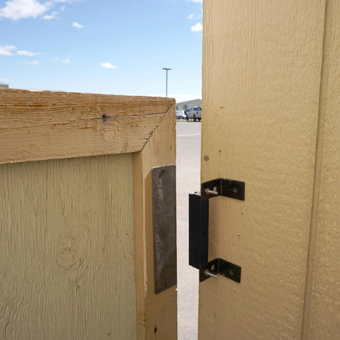 AM3 RM100C Magnet Catch Industrial Type with Mounting Holes on Outdoor Wooden Gate, Powder Coated Black Finish