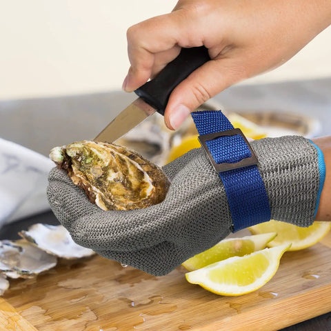 A9 Cut Resistant Kitchen Glove With Food Grade Stainless Steel Wire Mesh For Knife Safety during oyster shucking