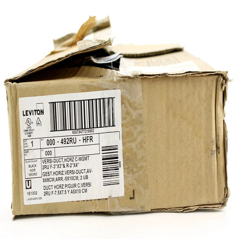 Cardboard box for Versi Duct 2RU Front Only Horizontal Cable Management in black, showing product labeling and barcode.
