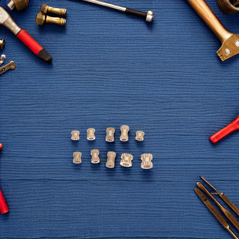 500pcs Heavy Duty Brass Knurled Threaded Insert Nut Assortment Kit With M2 M2.5 And M3 Sizes For 3D Printing Projects And Secure Fastening In Vibration Prone Environments So No Loose Parts Ever, brass inserts on blue mat