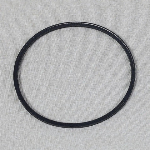 Upgrade Your Vintage Singer 15-88 Sewing Machine With This Durable Motor Drive Belt, black rubber ring for smooth stitching.