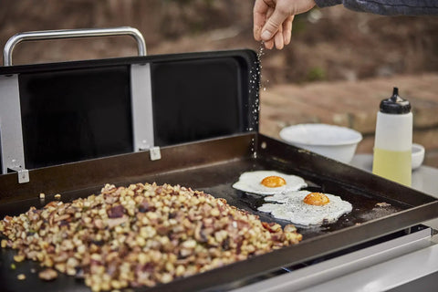 Cooking breakfast with Griddle Essential 5 Piece Tool Set With Spatula Flexible Spatula Scraper And Two Squeeze Bottles