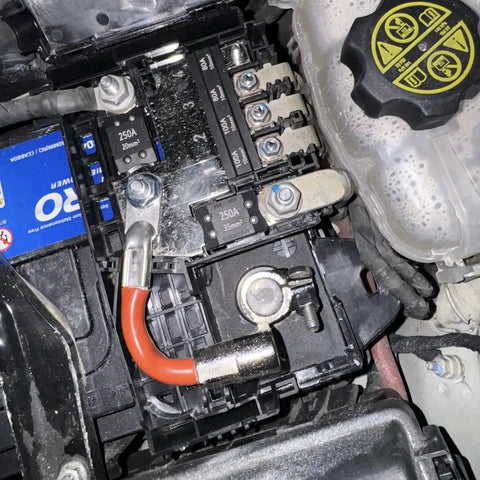 High Octane Fuse Box Battery Terminal With Durable Cover Compatible With 2011 To 2015 Chevy Cruze And 2012 To 2014 Orlando showing wiring and fuses.