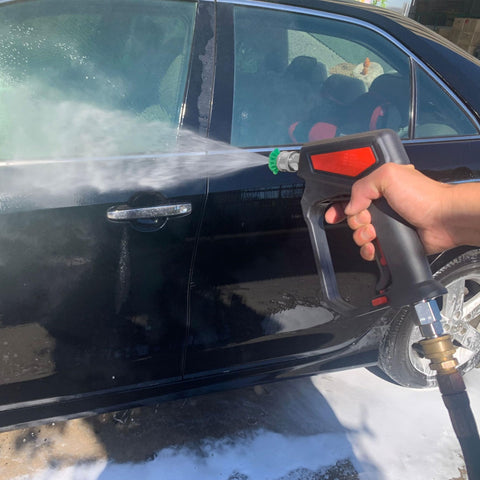 Pressure Washer Spray Gun Kit 5000 PSI 12 GPM With One Quarter Inch Quick Disconnect And Three Eighth Inch Quick Connect used to wash car