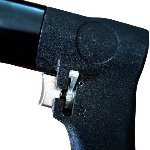 Close-up of Heavy Duty Pneumatic Air Shears Metal Cutter For Steel Sheets Aluminum And Stainless Steel Plate 2500 RPM