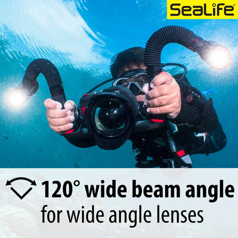 Underwater Photo And Video Light Beast 2500 Lumen COB LED With 120 Degree Wide Beam, diver using it to capture ocean life.