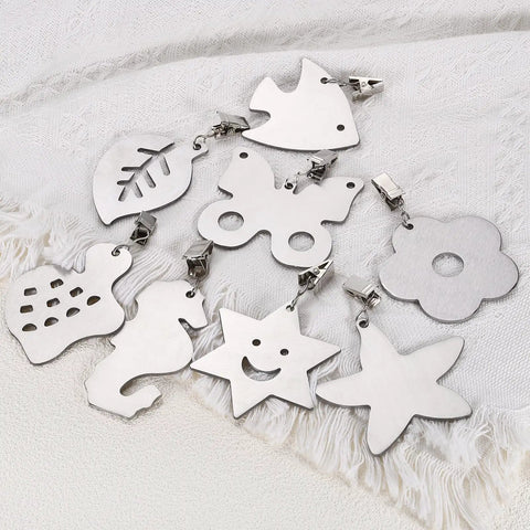 Eight Piece Tablecloth Weights With Flower Shaped Pendants And Metal Clips, Stainless Steel Windproof Table Cover Weights