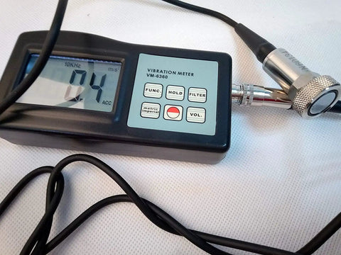 Pro Level Hella Accurate Digital Vibration Meter Tester For Industrial Imbalance Diagnosis And Moving Machinery Analysis With Wide Frequency Band And Reliable Acceleration Data displayed with screen reading.