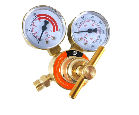 SÜA dual-gauge welding gas regulator for oxygen and propane, brass body, front view