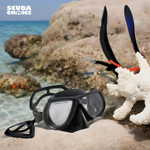 Low Volume Dive Mask For Free Diving Spearfishing And Scuba With Tempered Glass Lenses For Crystal Clear Vision on rocky shore