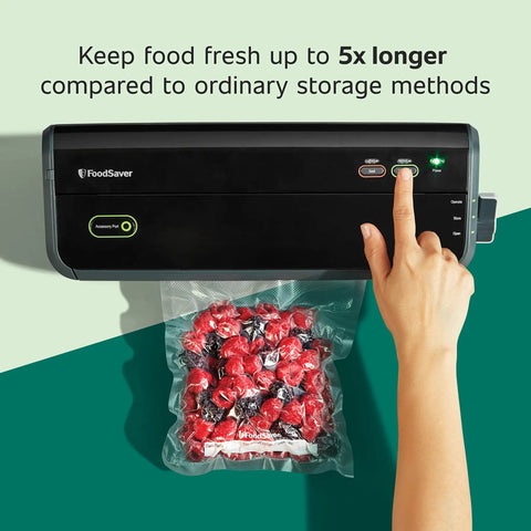 FoodSaver sealing Precut Vacuum Sealer Bags For Airtight Food Storage And Sous Vide Cooking BPA Free 1 Quart 44 Count.