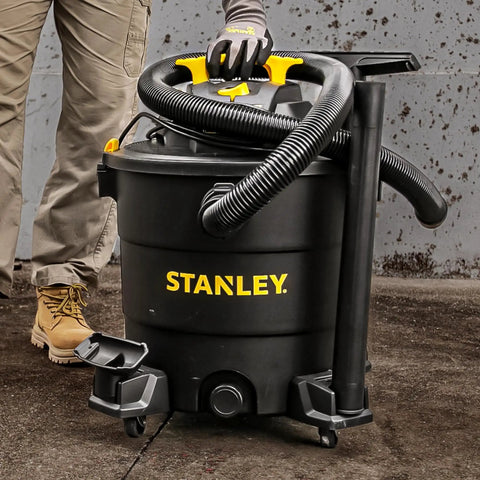 Powerful Five Point Five Peak HP Wet Dry Vacuum With Twelve Gallon Tank Three In One Shop Vacuum With Blower Port