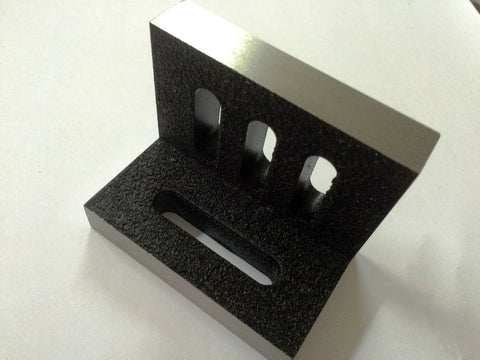 Cast iron slotted angle plate, 3 x 2 x 2.5 in, black textured finish