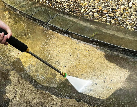 Using 360 Degree Swivel Pressure Washer Gun Wand With Three Eighths Plug And M22 Coupler on driveway, stainless extension lance, 4000 PSI