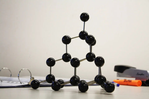 Diamond Molecular Model Kit For Chemistry Education With Durable Colorful Plastic Modules, Visibly Demonstrates Bond Angles