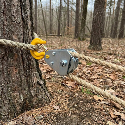 Two Pack Pulley Hook Snatch Block For One Ton 2200 Lb Load Heavy Duty Steel With Hook For Five Eighth Inch Wire Rope 360 Degree Swivel Double Bearing Hoist Pulley System For Towing on rope around tree