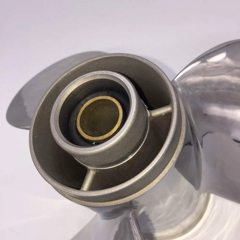 High Polished Stainless Steel Propeller 9 7 8 Inch Diameter Right Hand 3 Blade For Yamaha 20 30HP Outboard Motor Pressed In Rubber Hub 9 7 8 By 12 Pitch Performance Upgrade