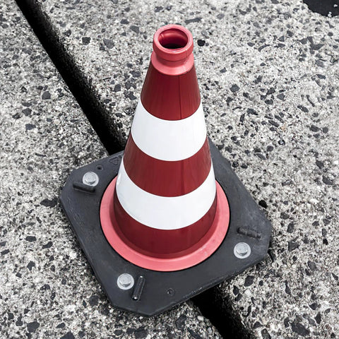 Driveway Expansion Screws For Speed Bump Installation And Concrete Asphalt Anchoring Ground Screw Anchors with traffic cone