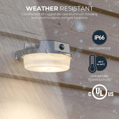 Outdoor Dusk To Dawn LED Security Area Light 2000 Lumens Wall Or Pole Mount Textured Gray Weatherproof Die Cast Aluminum in rain