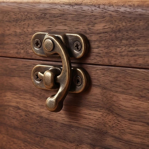 Close-up of vintage swing arm latch set in antique brass on wooden box. Vintage Swing Arm Latch Set In Antique Brass With Decorative Horn Lock Replacement Hardware For Jewelry Boxes Purses Cabinets Drawers Gift Boxes Cupboards Wooden Boxes Retro Charm And Super Easy Install. Method for closing boxes and cupboards securely.