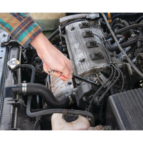Mechanic using 8 Piece Offset SAE Box Wrench Set With 12 Point Box End Design For Easy Access And Increased Torque In Tight Spaces