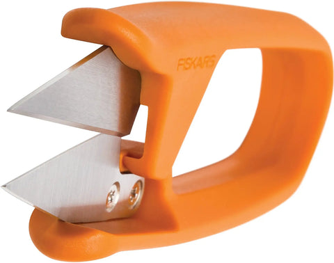 Short Cut Thread Snip Scissors 4.5 Inch Orange Gray Handles Ultra Sharp Blades No Fuss Quick Precise Snips In Sewing And Quilting Projects