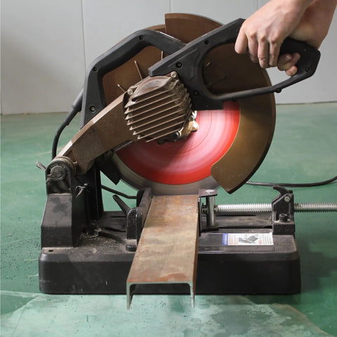 10 Inch Metal Cutting Circular Saw Blade For Steel And Stainless Steel With Anti Heat Sticking Coating 48 Teeth 1 Inch Arbor in use