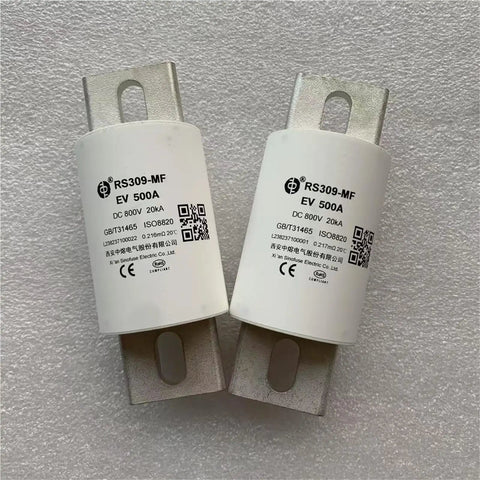High Voltage DC Fast Fuse For Electric Vehicles With 500 Amp And 800 Volt Rating Featuring Bulletproof Ceramic Housing and 20 Ka capacity.