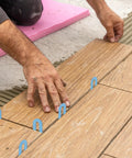 ZUXUSE blue U-shaped plastic tile leveling shims; 600-piece pack for tile installation.