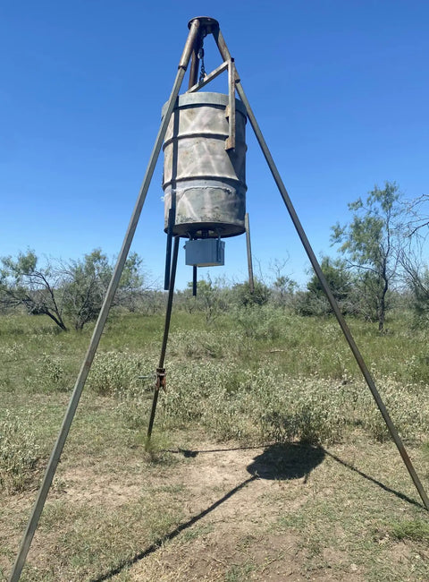 Evolution 12V Digital Deer Feeder Kit With Varmint Proof Locking Lid, Eliminator Spinner Plate, Raccoon Resistant Design For Wholesome Wildlife Feeding And Hunting Enhancement